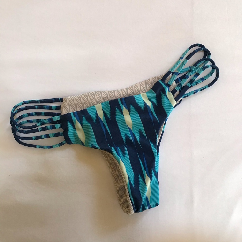 Acacia bottoms M in blue cantik